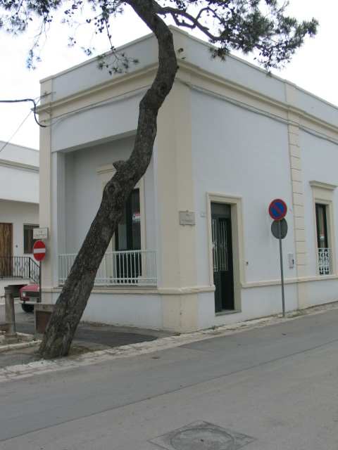 Anciant house in historical town - Photo one